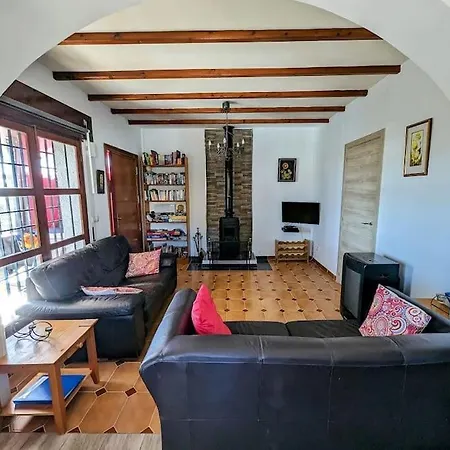 Stunning Felipe, With Private Pool & Hot Tub *